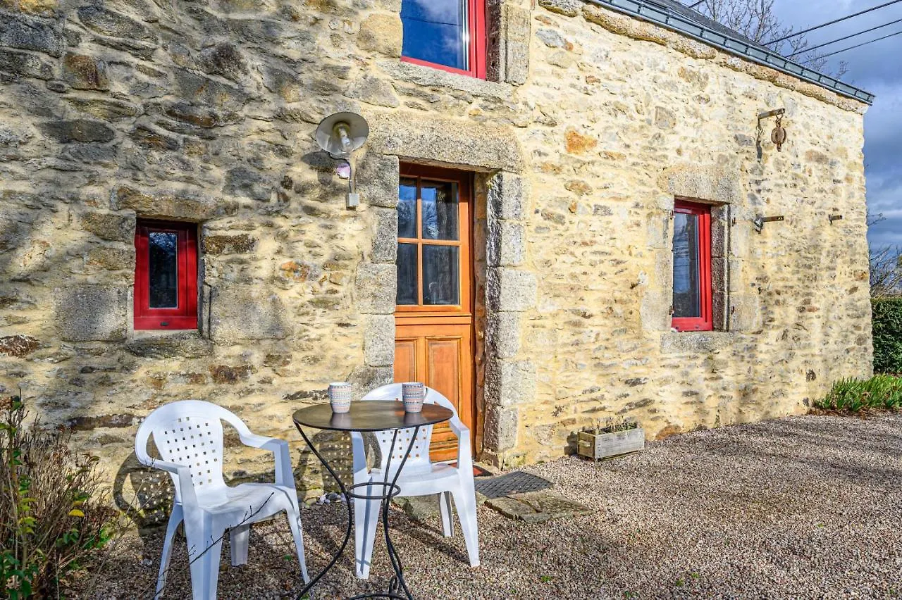 Kercolo - Maison De Campagne A 10Min Des Plages Surzur 0*,  France